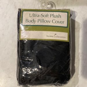 Home classics Ultra soft plush body pillow cover NWT